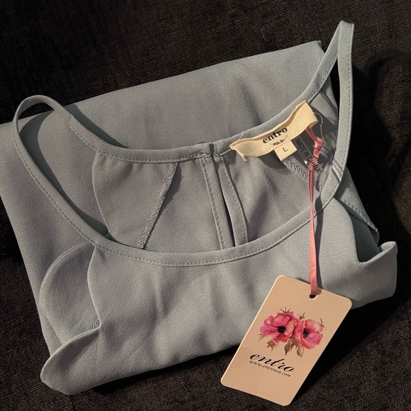 NWT Entro Scalloped Tank from Vici - Picture 7 of 8